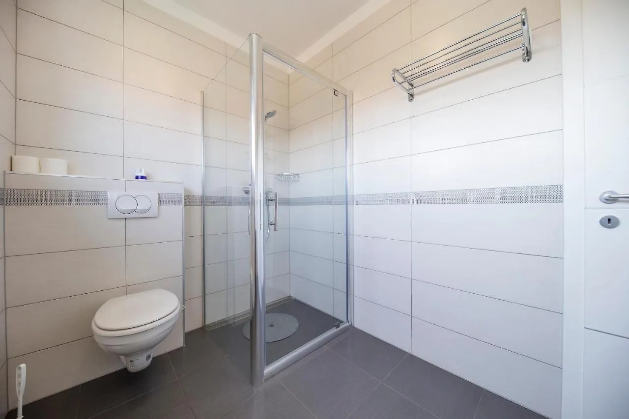 Apartmani Tamaris Углян