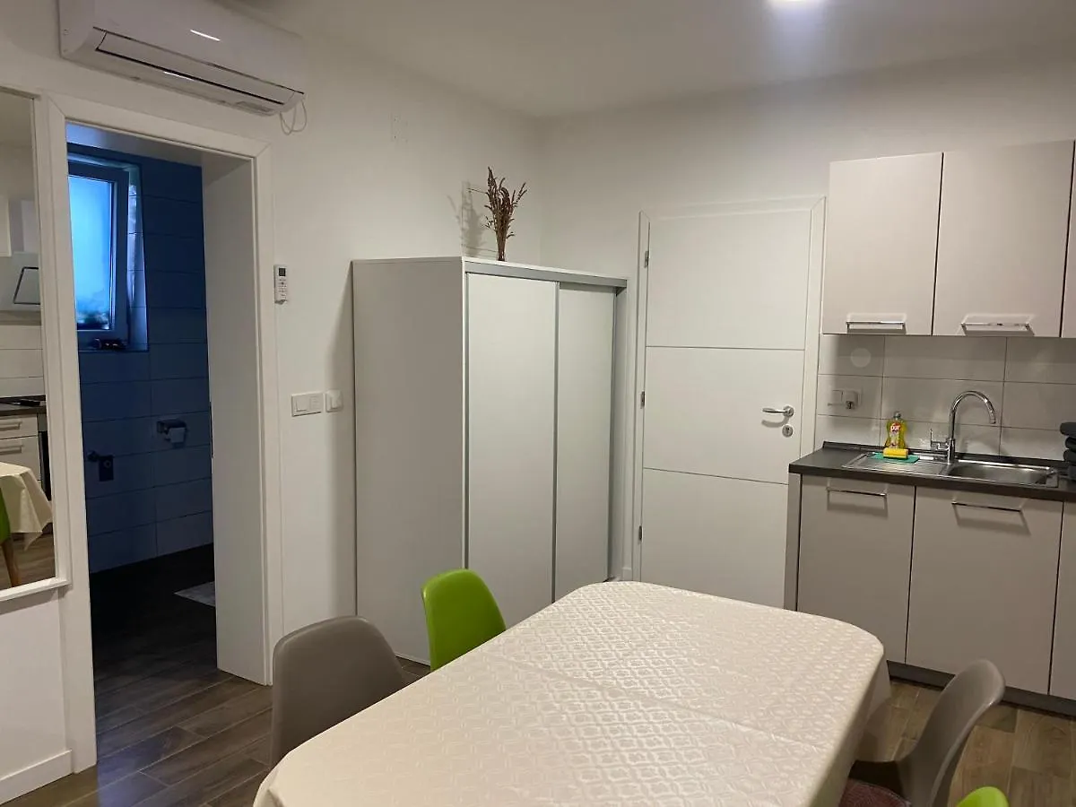 Apartmani Tamaris Ugljan 0*,  Kroatien