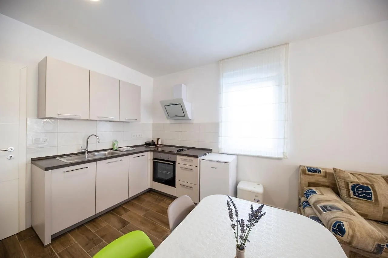 Apartmani Tamaris Ugljan